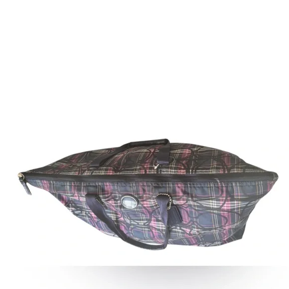 Coach Getaway Nylon Packable Extra-Large Weekender - Picture 8 of 15